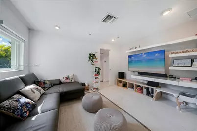 1616 S Bayshore Dr, Miami, FL 33133 - Photo 18