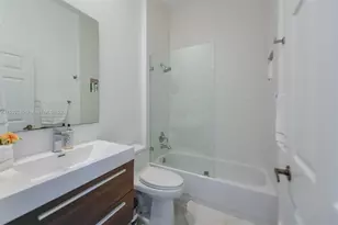 1868 Harbor View Cir, Weston, FL 33327 - Photo 30