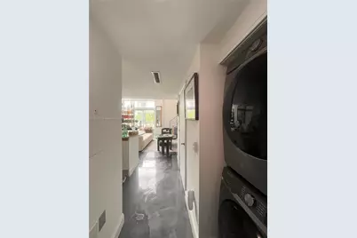 7744 Collins Ave #17, Miami Beach, FL 33141 - Photo 12