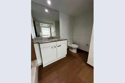 7744 Collins Ave #17, Miami Beach, FL 33141 - Photo 18