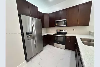 1975 NW 100th Way #0, Pembroke Pines, FL 33024 - Photo 8