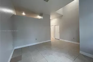 1975 NW 100th Way, Pembroke Pines, FL 33024 - Photo 6