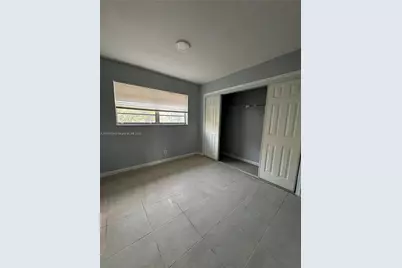 6840 Pembroke Dr #215, Pembroke Pines, FL 33023 - Photo 4