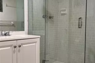 1521 NW 43rd Ave, Lauderhill, FL 33313 - Photo 8