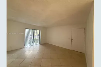 523 Trace Cir #105, Deerfield Beach, FL 33441 - Photo 8