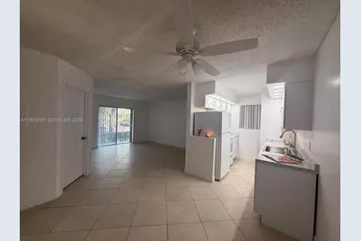 523 Trace Cir #105, Deerfield Beach, FL 33441 - Photo 10