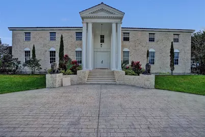 18300 SW 158th St, Miami, FL 33187 - Photo 2