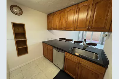 10700 SW 108th Ave #C113, Miami, FL 33176 - Photo 2