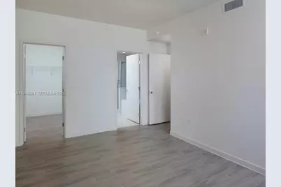 999 SW 1st Ave #2016, Miami, FL 33130 - Photo 24