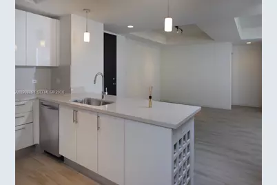 999 SW 1st Ave #2016, Miami, FL 33130 - Photo 6