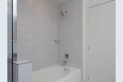 999 SW 1st Ave #2016, Miami, FL 33130 - Photo 32