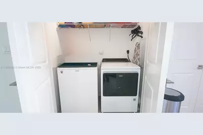 544 NE 5th St, Florida City, FL 33034 - Photo 10