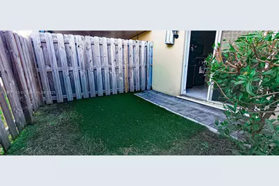 544 NE 5th St, Florida City, FL 33034 - Photo 20