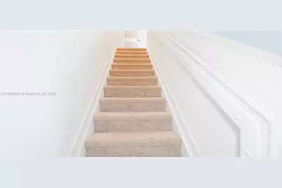 544 NE 5th St, Florida City, FL 33034 - Photo 12