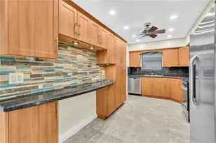 2114 N 44th Ave, Hollywood, FL 33021 - Photo 8