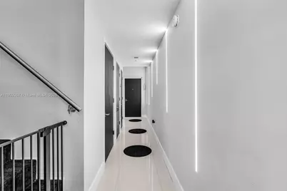 6000 Collins Ave #134, Miami Beach, FL 33140 - Photo 10