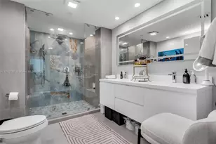 6000 Collins Ave, Miami Beach, FL 33140 - Photo 22