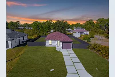 616 S Parker Ave, Lehigh Acres, FL 33974 - Photo 2