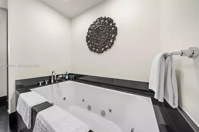 101 20th St #3202, Miami Beach, FL 33139 - Photo 38