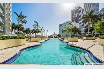 253 NE 2nd St #1901, Miami, FL 33132 - Photo 1