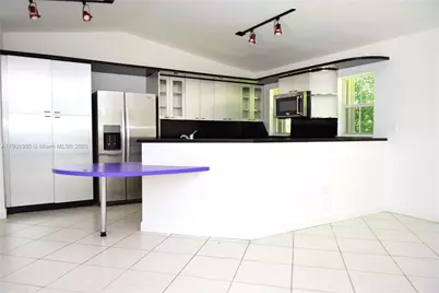 15021 SW 75th Ct, Palmetto Bay, FL 33158 - Photo 12