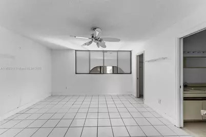 10215 SW 89th St, Miami, FL 33176 - Photo 18