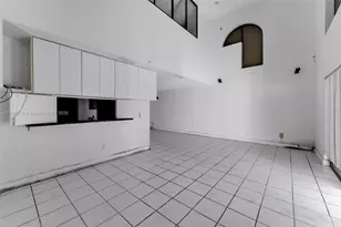 10215 SW 89th St, Miami, FL 33176 - Photo 8