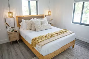 271 NW 143rd St, Miami, FL 33168 - Photo 28