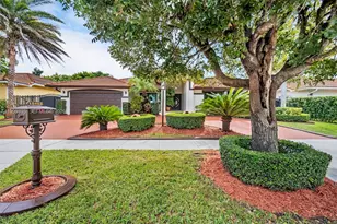 15462 SW 115th St, Miami, FL 33196 - Photo 2