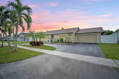911 NW 135th Way, Sunrise, FL 33325 - Photo 2