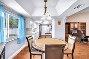 911 NW 135th Way, Sunrise, FL 33325 - Photo 16