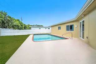 911 NW 135th Way, Sunrise, FL 33325 - Photo 38