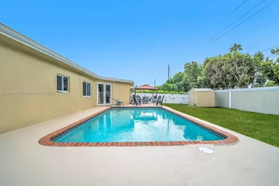 911 NW 135th Way, Sunrise, FL 33325 - Photo 36