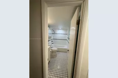 8411 NW 8th St #203, Miami, FL 33126 - Photo 8