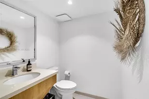 1100 100th St, Bay Harbor Islands, FL 33154 - Photo 14