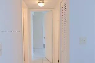 250 180th Dr, Sunny Isles Beach, FL 33160 - Photo 10