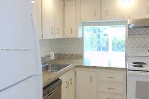 250 180th Dr, Sunny Isles Beach, FL 33160 - Photo 8