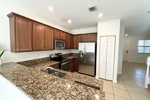 8875 NW 102nd Pl, Doral, FL 33178 - Photo 6