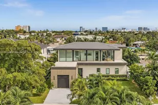 13045 Coronado Terrace, North Miami, FL 33181 - Photo 2