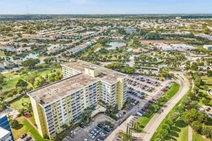 4400 Hillcrest Dr, Hollywood, FL 33021 - Photo 44