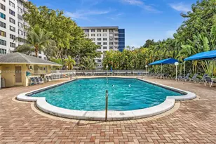 4400 Hillcrest Dr, Hollywood, FL 33021 - Photo 40