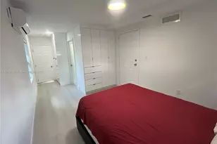 12685 NW Miami Ct, North Miami, FL 33168 - Photo 34