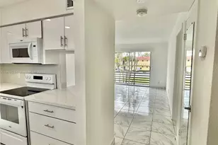 20201 NE 29th Ct, Aventura, FL 33180 - Photo 2