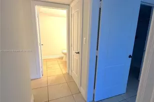 3215 Coral Lake Dr, Coral Springs, FL 33065 - Photo 24