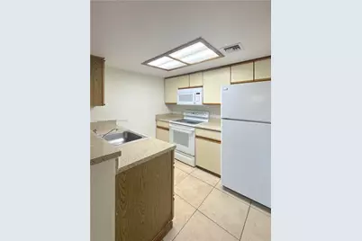 3215 Coral Lake Dr #3215, Coral Springs, FL 33065 - Photo 12