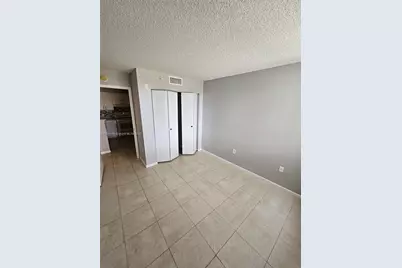 7872 Sonoma Springs Circle #105, Lake Worth, FL 33463 - Photo 4