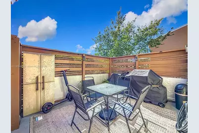 8117 NW 71st Ct, Tamarac, FL 33321 - Photo 62