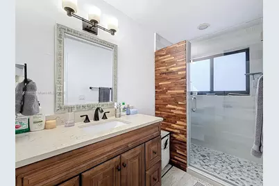 8117 NW 71st Ct, Tamarac, FL 33321 - Photo 36