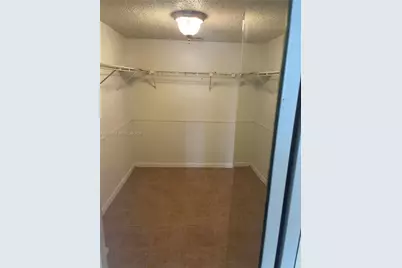 114 Lake Emerald Dr #409, Oakland Park, FL 33309 - Photo 14