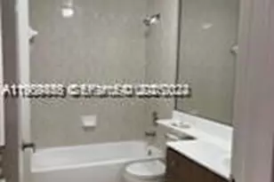 7542 NW 175th St, Hialeah, FL 33015 - Photo 6